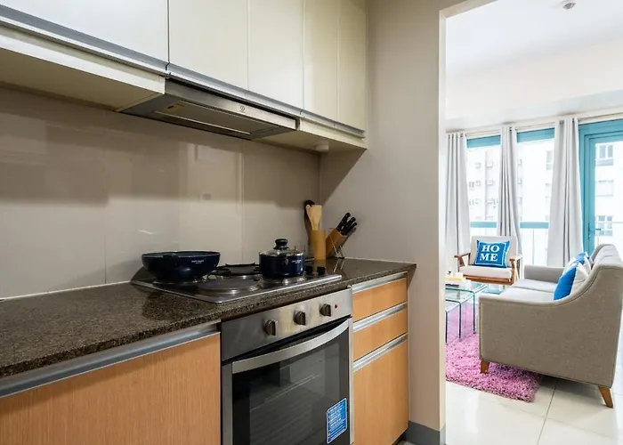 Apartment One Uptown Bgc 2br Cor Unit With Balcony ,washer