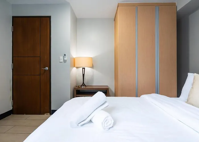 One Uptown Bgc 2br Cor Unit With Balcony ,washer Manila