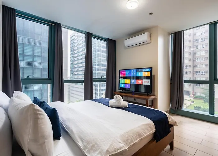 Apartment One Uptown Bgc 2br Cor Unit With Balcony ,washer *